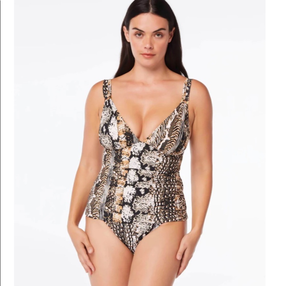 Bleu|Rod Beattie Plunge over the shoulders tankin animal print RBWS22493